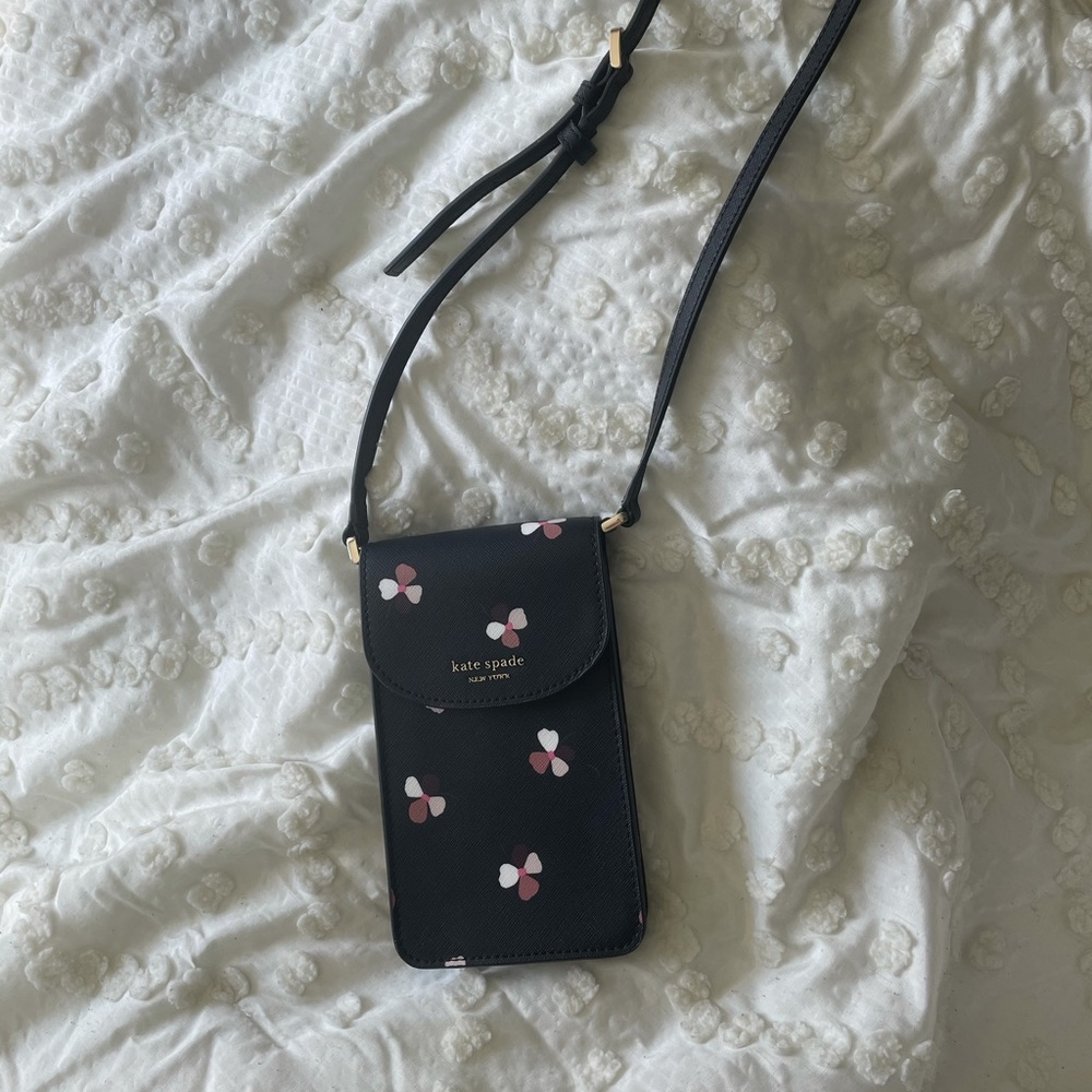 Kate Spade Staci Phone Crossbody